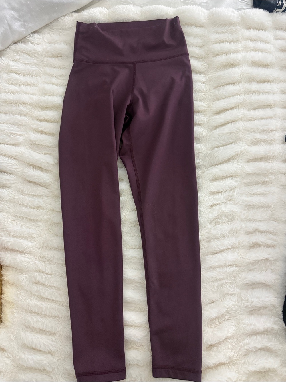 High-Rise' Leggings in Deep Plum
